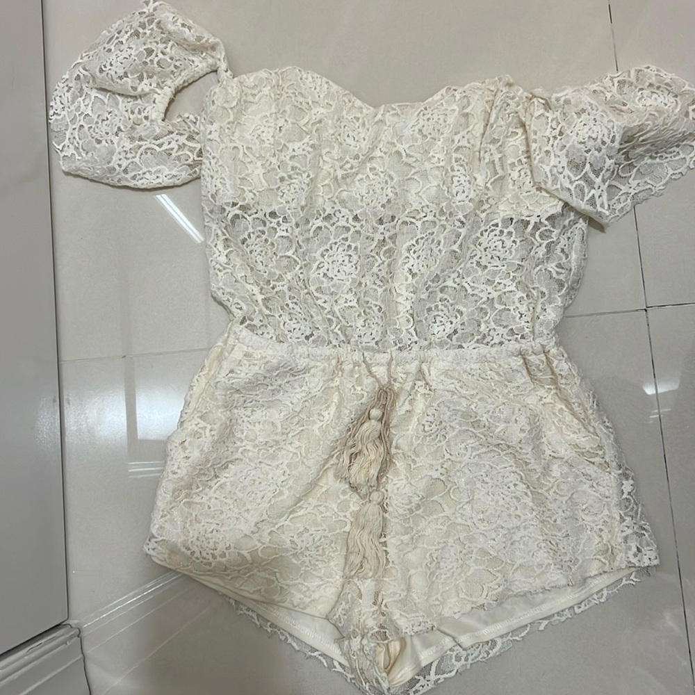 Lace romper